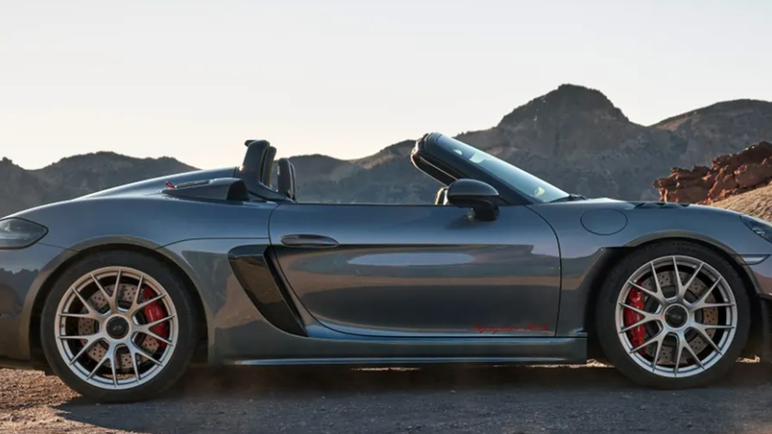 porsche_718_spyder_rs_side.png