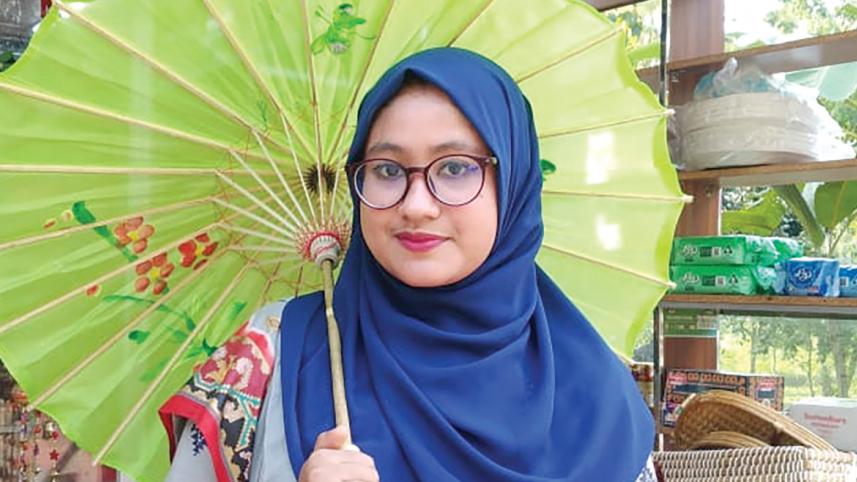 Mahbuba Akter Akhi.jpg