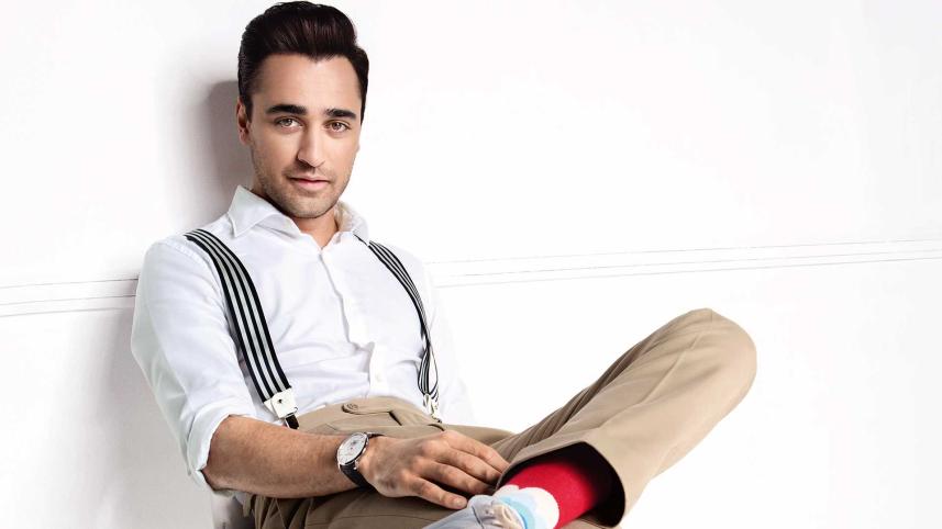 imran-khan-top-image-gq_5ffe9fa2ecda1.jpg