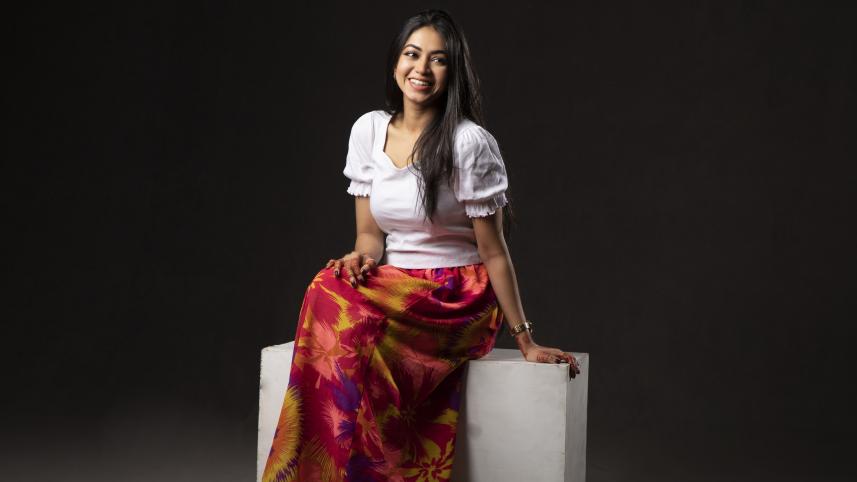 Priyontee urbee in Apolap