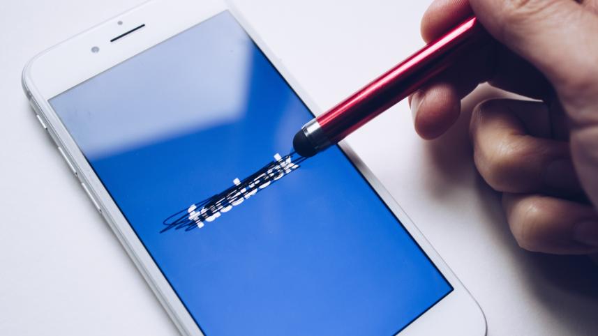 Too hooked on social media? Here is how to stop it 