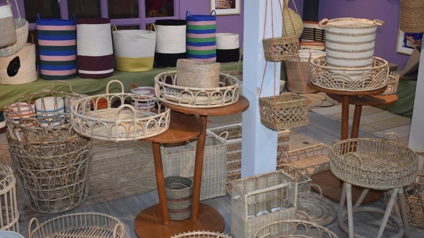 handicrafts2.jpg