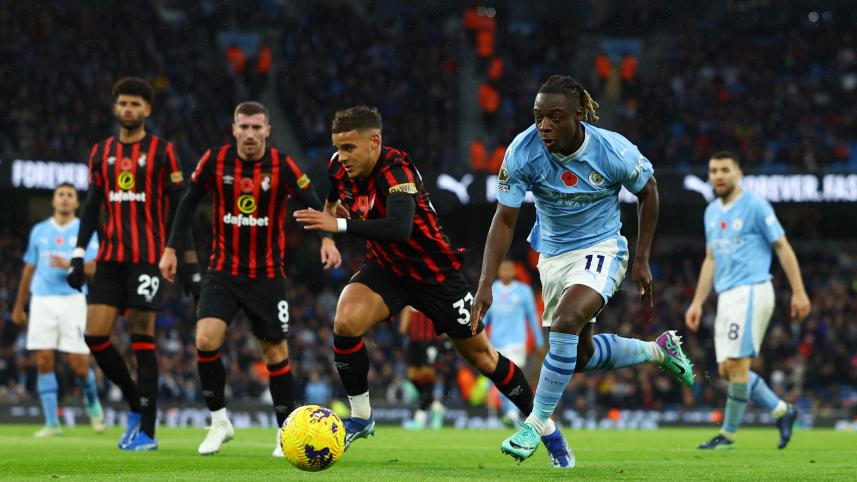 2023-11-04t162132z_1208563261_up1ejb419fu1a_rtrmadp_3_soccer-england-mci-bou-report.jpg