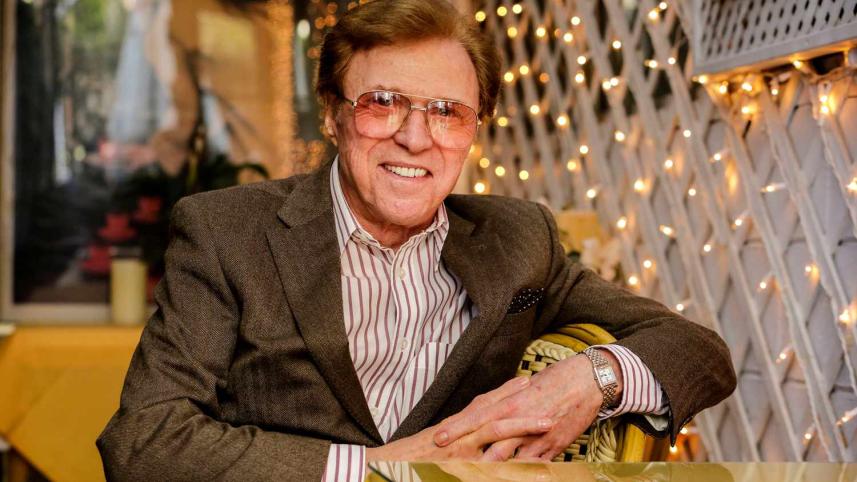 Iconic singer Steve Lawrence passes away at 88