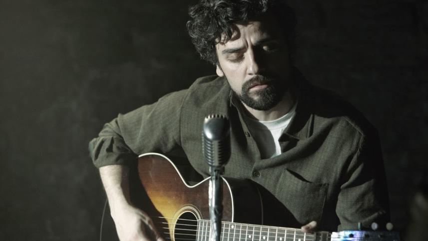 insidellewyndavis.jpg