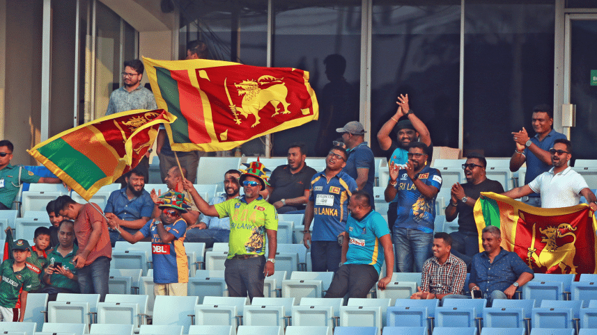 sri-lanka-fans.gif