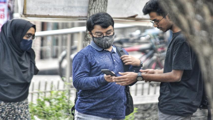 Mobile operators call for restructuring taxation