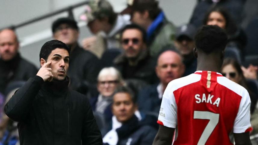 Mikel Arteta and Saka 
