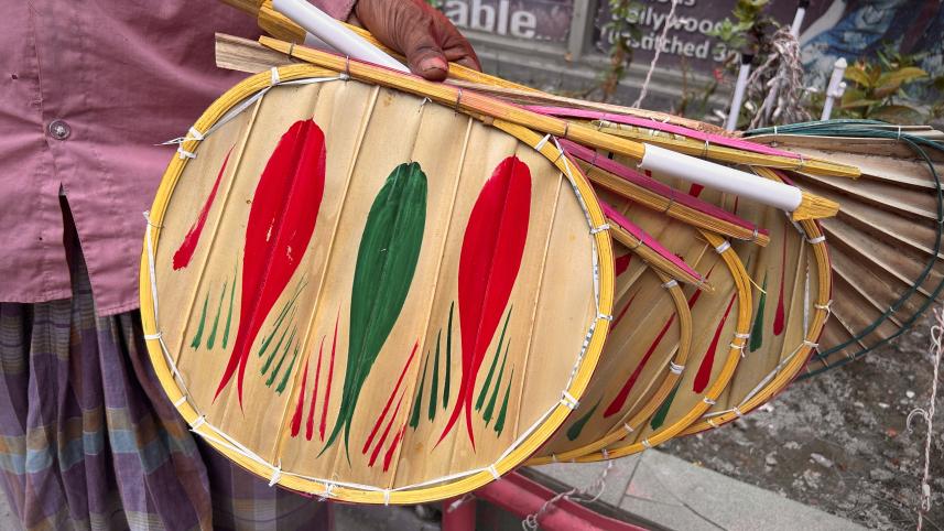 Turning leaves into livelihoods: The story of Mohammad Abdul and his haat pakhas