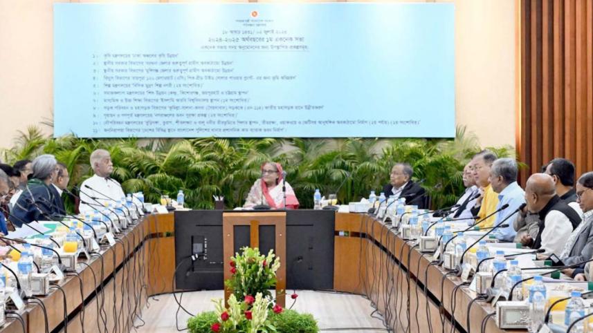 preparation for floods in Bangladesh