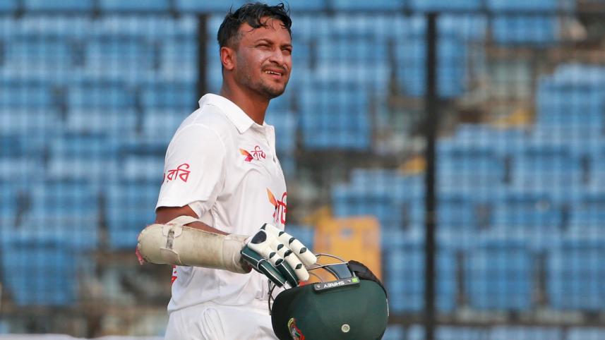 shakib_out_hoye_gelo.jpg