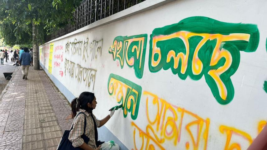 From rockstar to ‘jharudar’, no work is small for exemplary musicians 