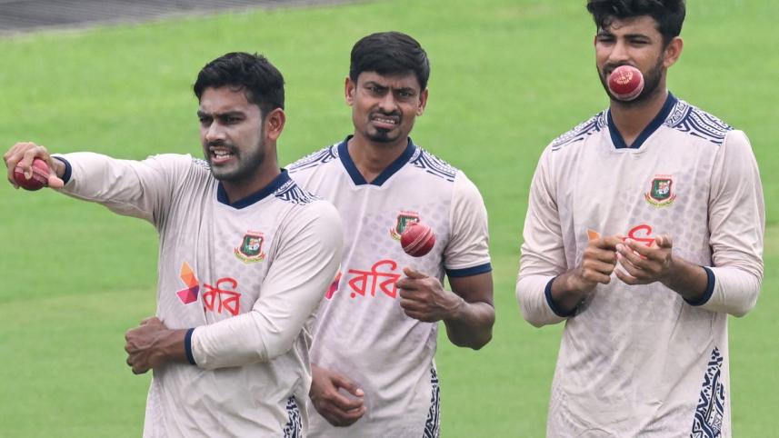 Nayeem Hasan, Taijul Islam, Mehedi Hasan Miraz.jpg