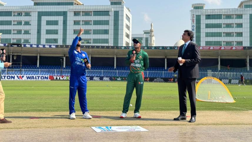 toss-sharjah.jpg