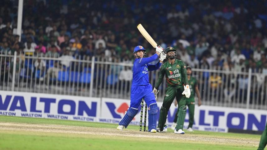 Azmatullah Omarzai.jpg