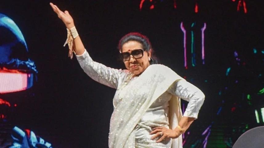Asha Bhosle, 91, stuns Dubai crowd as she performs ‘Tauba Tauba’ .jpg