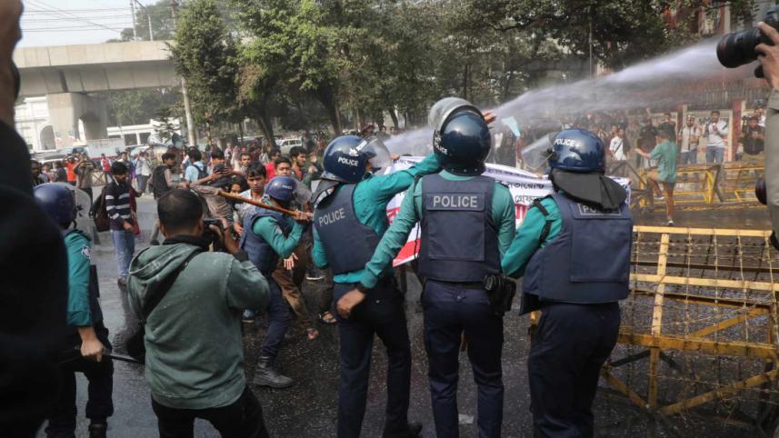 police-attack-adivasi-protesters