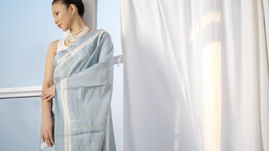 White and Blue Pinon Hadi 