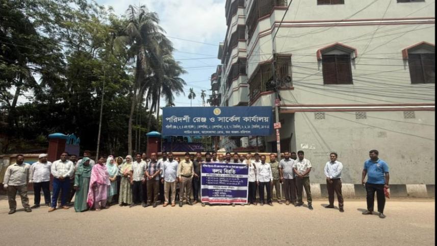 govt response to NBR officials protest