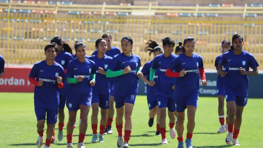 Bangladesh Women's Football.jpg