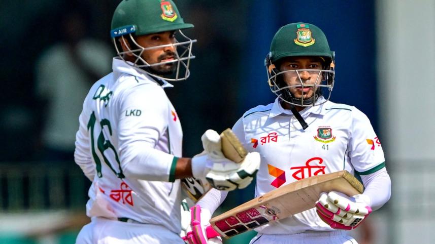 Litton and Mushfiqur batting 
