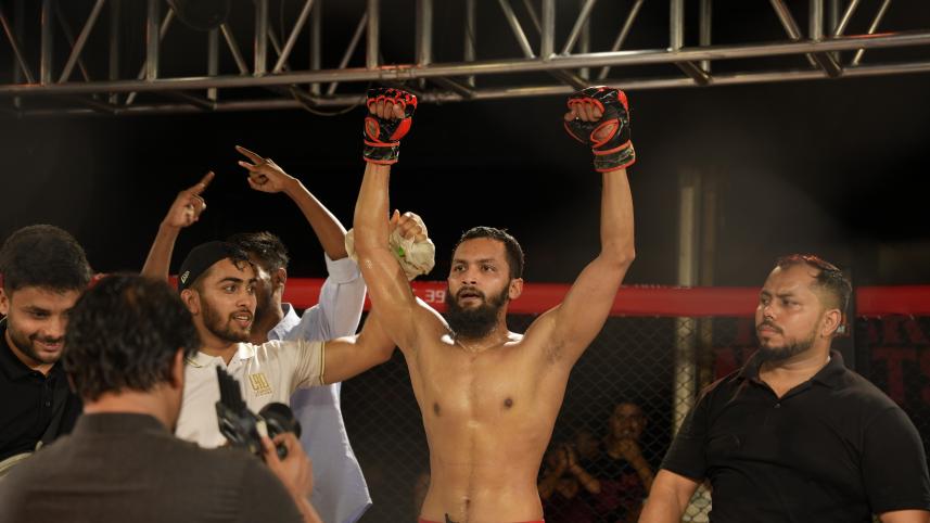 Overpriced cafés? Try MMA fights at Khar Nights!
