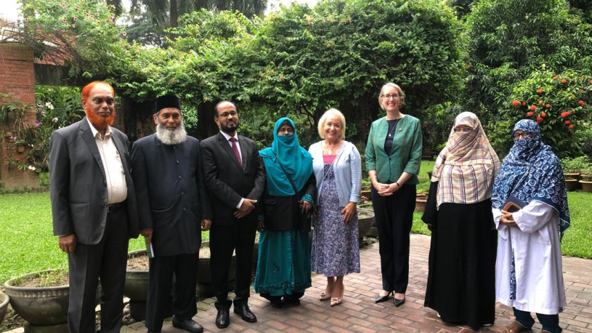 Jamaat delegation meets UK envoy.png