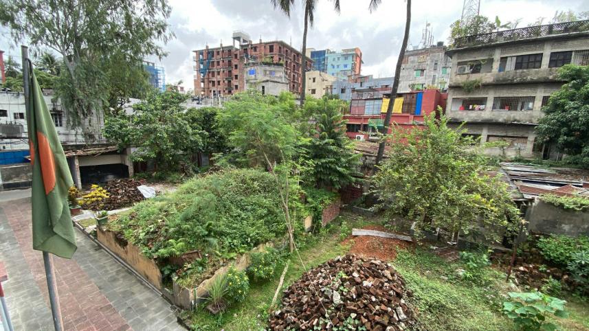 Ritwik Ghatak at 100: Rajshahi home lies in ruins.jpeg