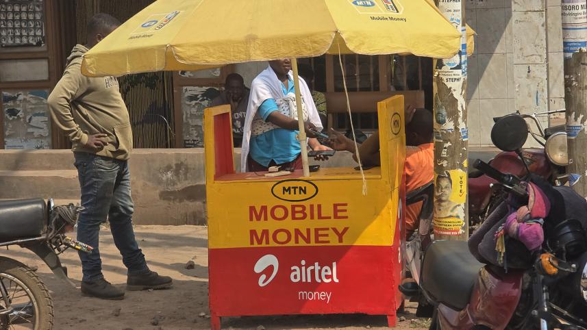 mobile_money_2.jpg
