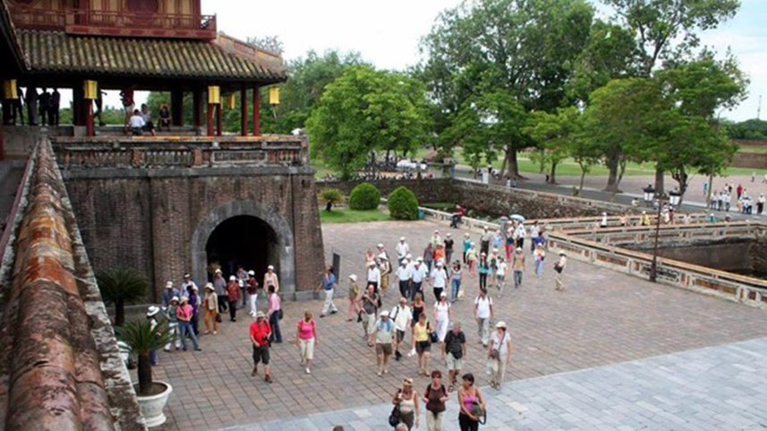vietnam_tourism.jpg