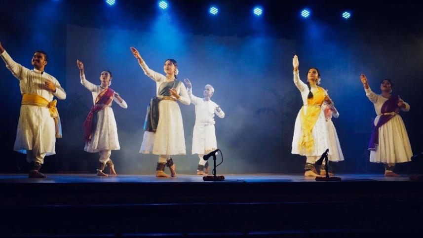 Kathak Nritya Shamproday_.jpg