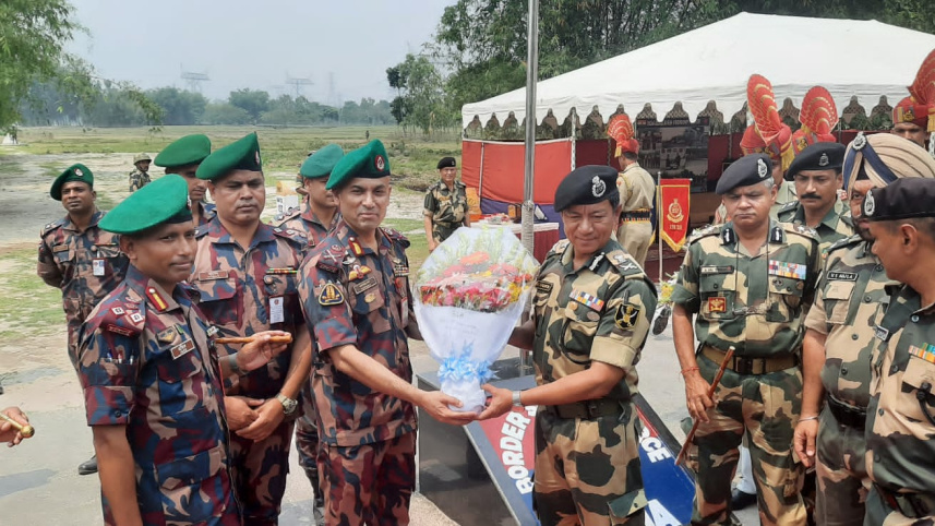 BSF DG Thakurgaon.jpg