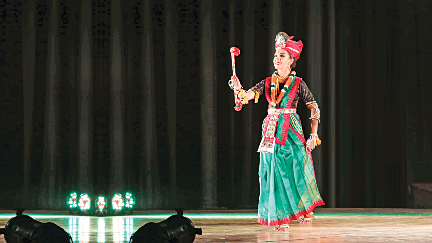 acclaimed-manipuri-dancer-2.jpg