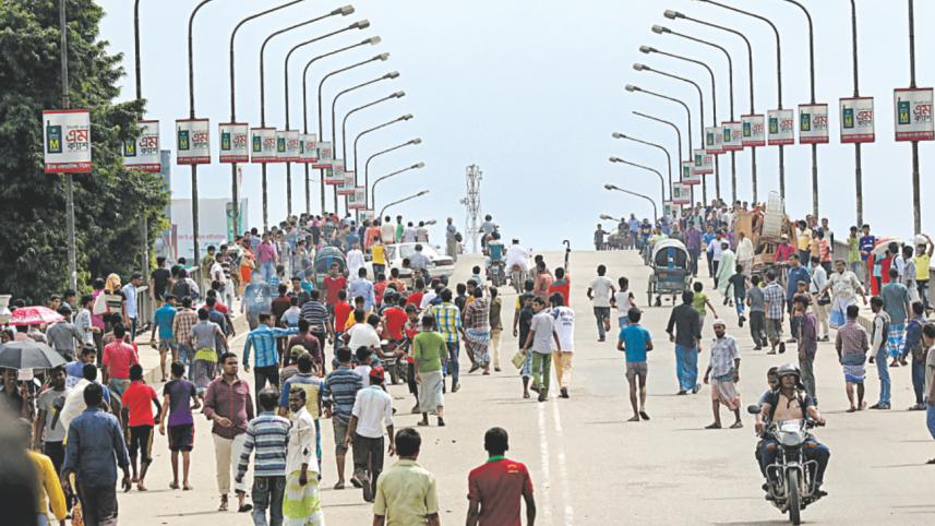 Bangladesh-China Friendship Bridge 1.jpg