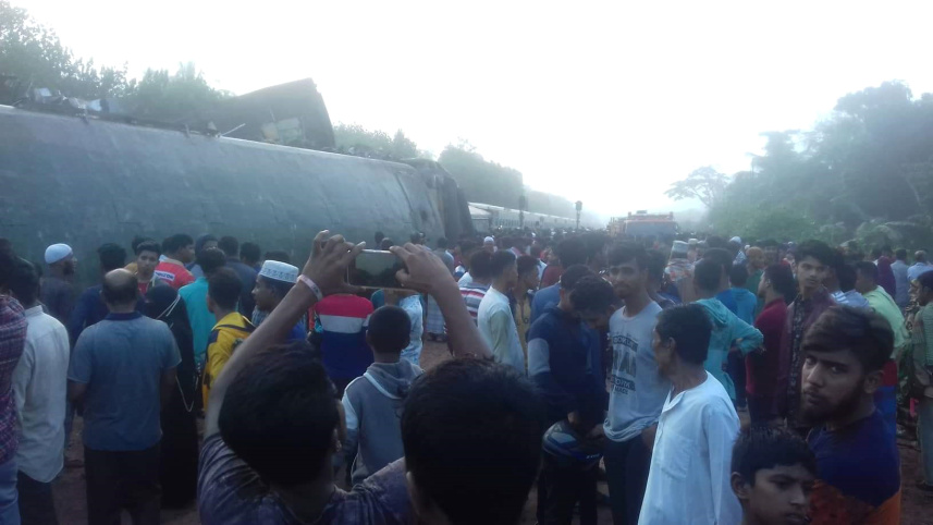 brahmanbaria-train-crash-2.jpg