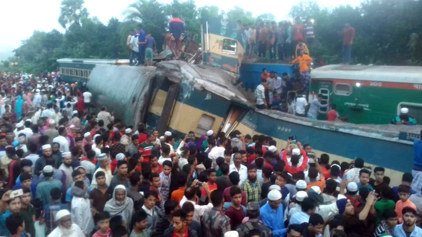 brahmanbaria-train-crash-3.jpg