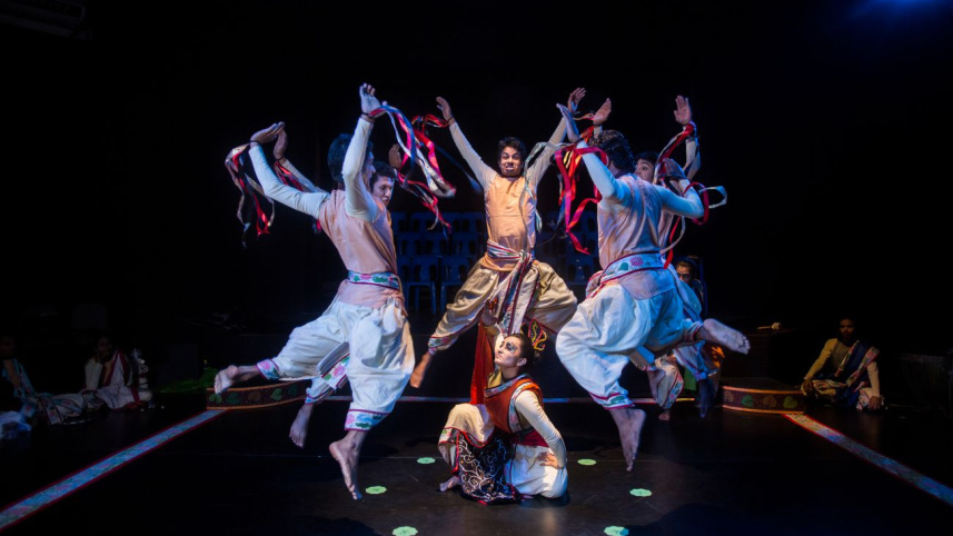 Champak nagarer Upakotha