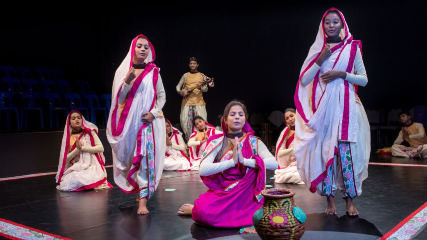 Champak nagarer Upakotha