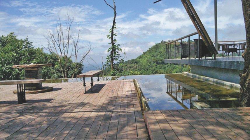 Coasting in the clouds