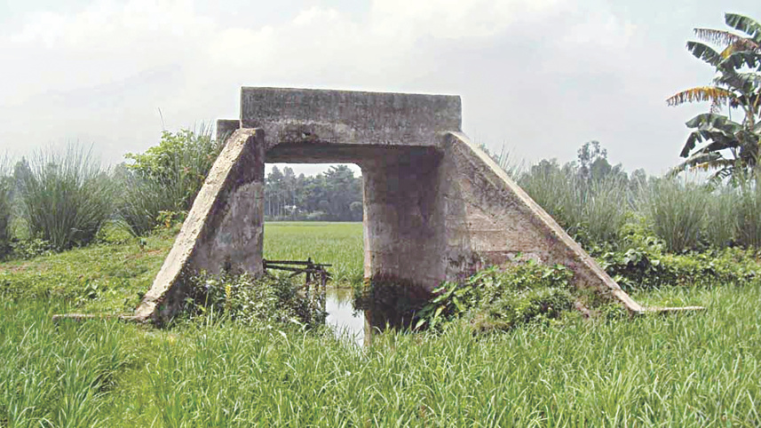 east_hemerkuthi_bridge_2.jpg