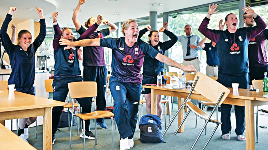 england_women_celebrate_final.jpg