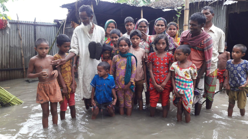 Flood affected people 2.jpg