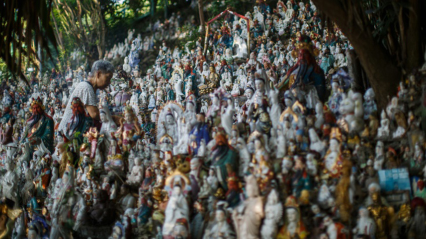 Hong Kong, Unwanted gods ,unwanted statues of deities, retired butcher