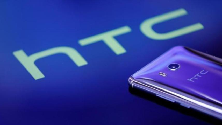 HTC U11 smartphone