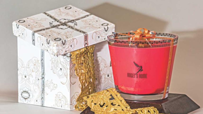 In Love with Candles, Potpourri and Fragrance