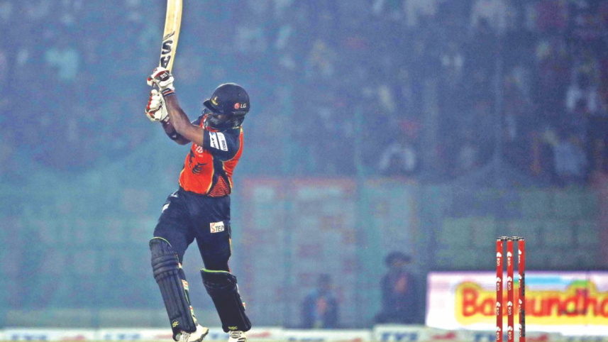 junaid_siddique_41-ball_70.jpg