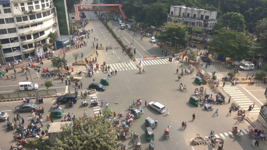 Dhaka city commuters face sufferings 