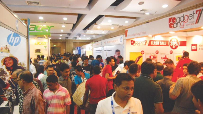 laptop fair 3.jpg