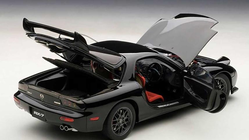mazda-rx7-fd-savanna-spirit-r-2002-diecast-model-car-autoart-75986-b.jpg