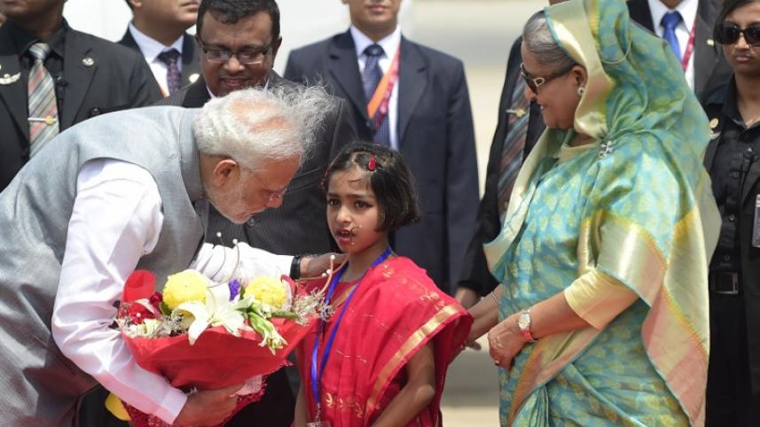 modi-airpot-afp (1).jpg